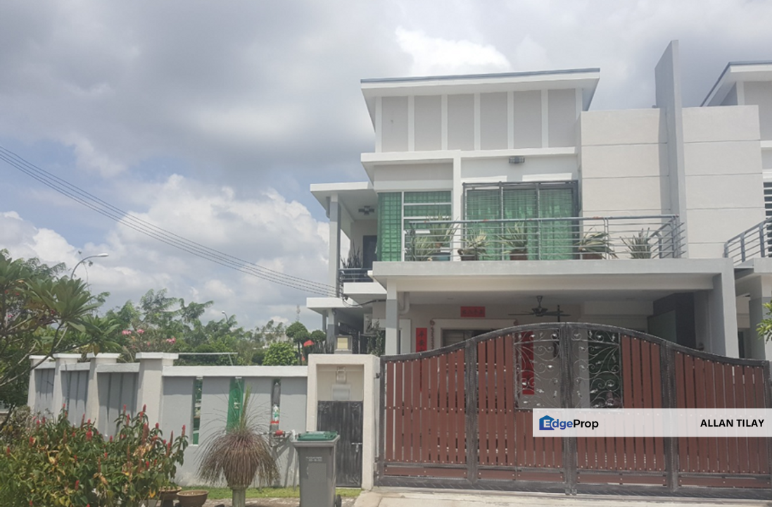 Bandar Sri Sendayan Nusari Aman Corner Double Storey Terrace House for