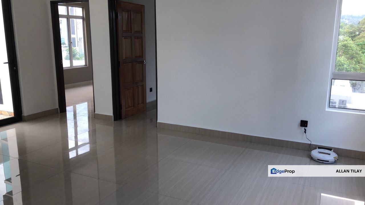 Taman Laman Puteri 2.5 Storey Bungalow @ Seremban, Negeri Sembilan, Seremban