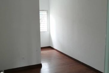 Taman Baiduri, Dengkil