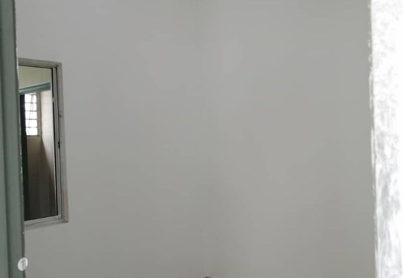 Taman Baiduri, Dengkil