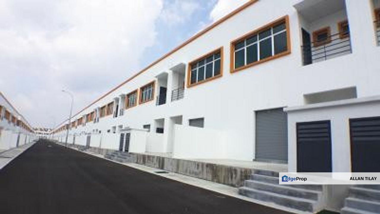 Pusat Komersial Saujana (Plazo S2) Shoplot (2 Units) @ Seremban 2 , Negeri Sembilan, Siliau
