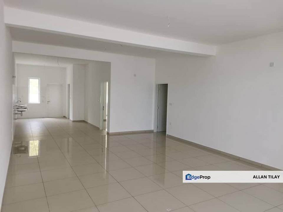 Cadena I (Hilltop) Ara Sendayan Double Storey Link, Negeri Sembilan, Seremban