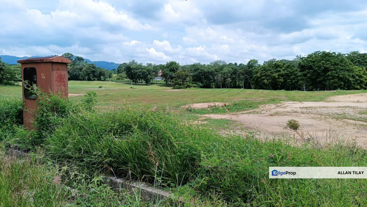 Staffield Country Resort Bungalow Land @ Mantin, Negeri Sembilan, Mantin