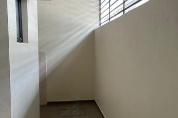 NILAI IMPIAN (LAMAN DELFINA)