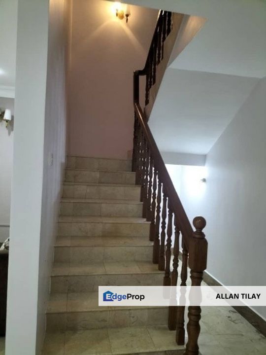 Taman Cempaka Banting 2 Storey Terrace, Selangor, Banting