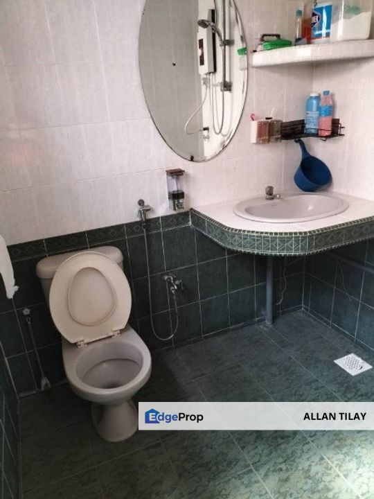 Taman Cempaka Banting 2 Storey Terrace, Selangor, Banting