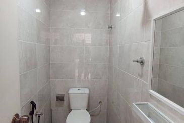 Jalan Tengah Zoo View