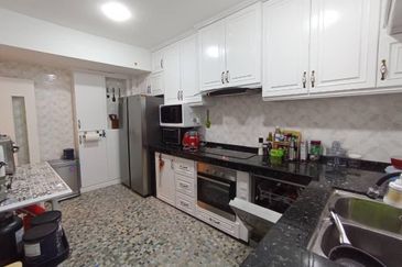 Jalan Tengah Zoo View