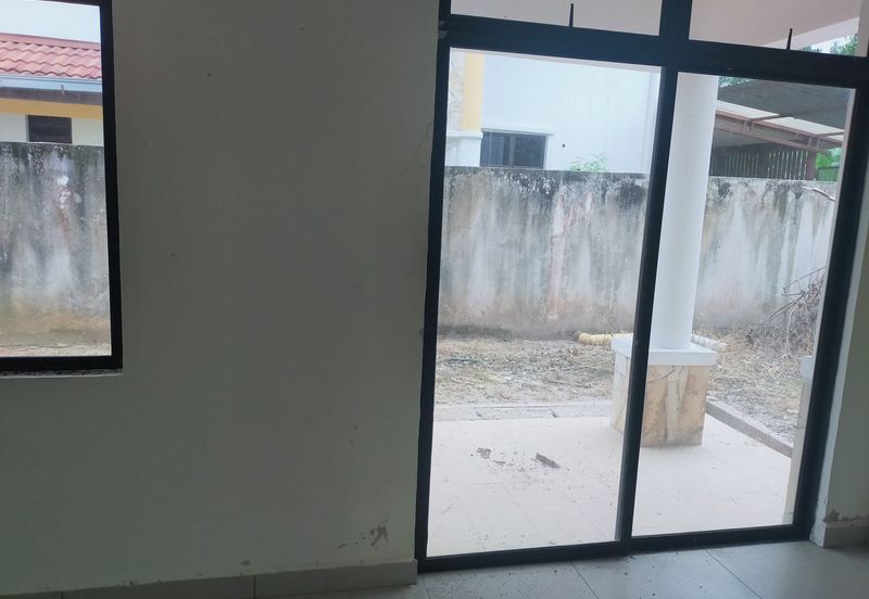 Taman Langat Jaya, Banting