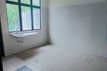 Taman Langat Jaya, Banting