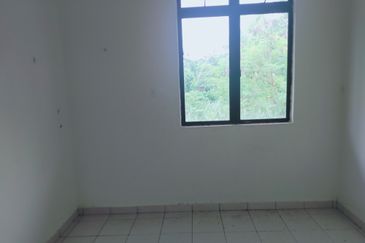 Taman Langat Jaya, Banting