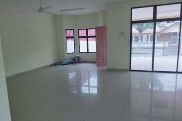 Taman Langat Jaya, Banting