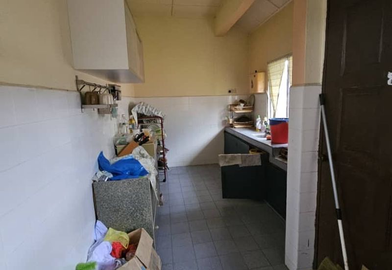 Teluki, Bukit Sentosa