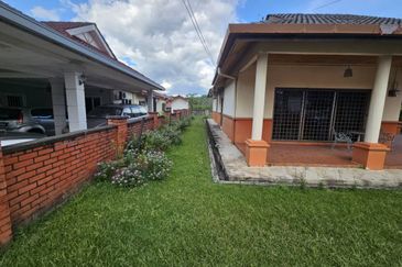 Teluki, Bukit Sentosa