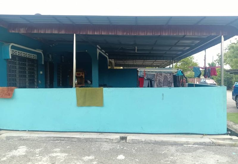 Taman Suria, Batang Berjuntau