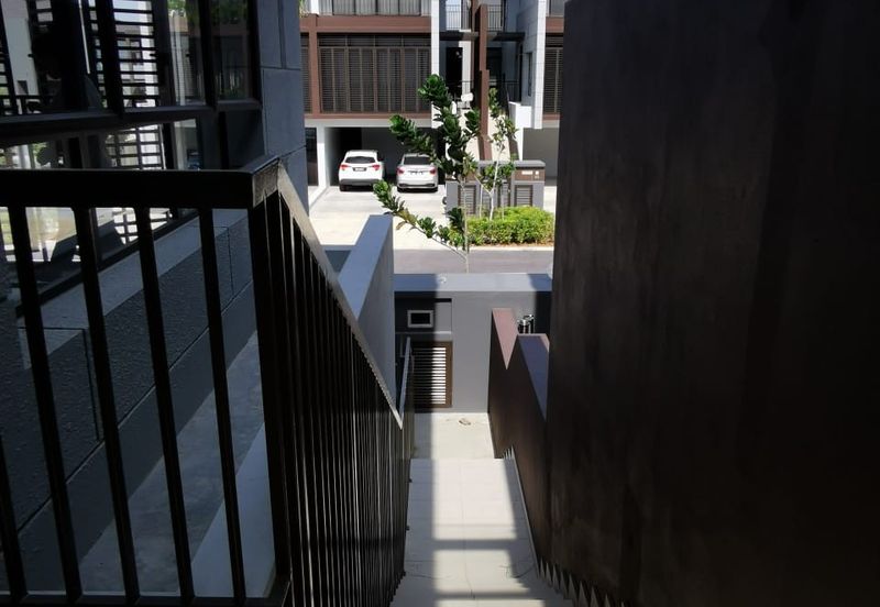 Mulia Residence Cyberjaya 3 Storey Terrace