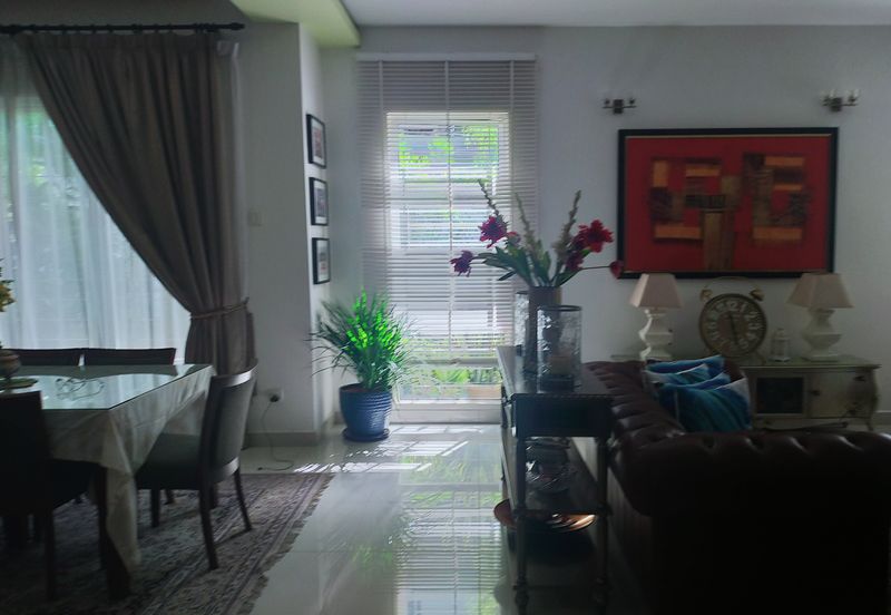 Perdana Lakeview East