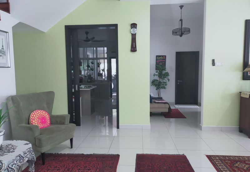 Perdana Lakeview East