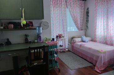 Perdana Lakeview East