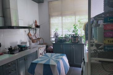 Perdana Lakeview East