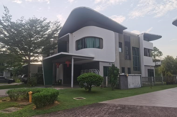 Lepironia Gardens, Setia Eco Glades