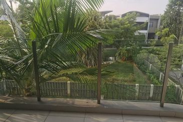 Lepironia Gardens, Setia Eco Glades