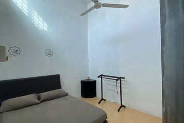 TAMAN CHENDERONG JAYA