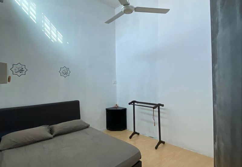 TAMAN CHENDERONG JAYA