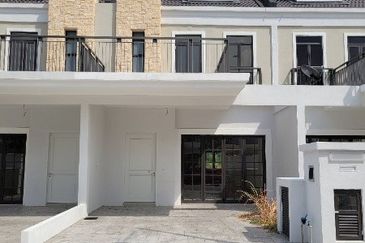 Monet Springtime @ Sunsuria City