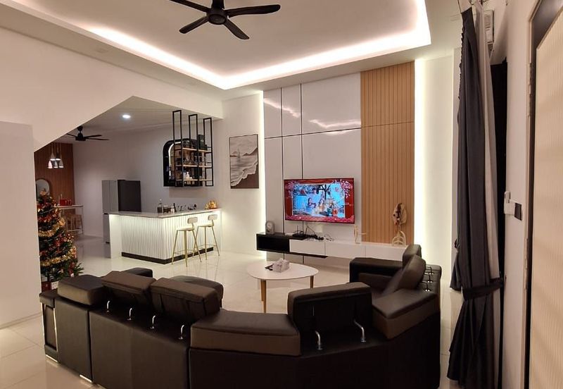 TASEK AVENUE RESIDENT