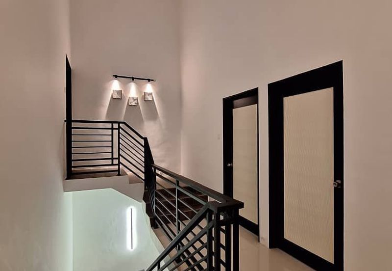 TASEK AVENUE RESIDENT