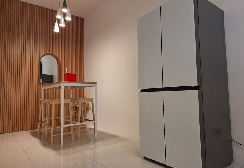 TASEK AVENUE RESIDENT