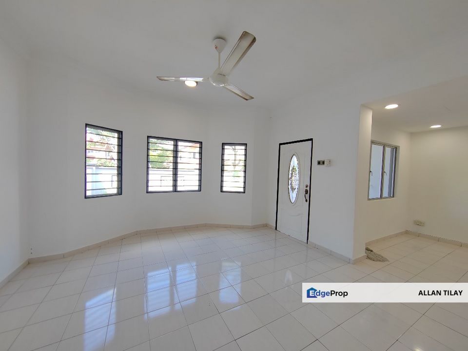 Laman Dillenia Nilai Impian 2 Storey Terrace, Negeri Sembilan, Nilai