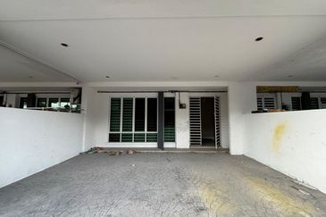 Taman Lapangan Hartamas Botani