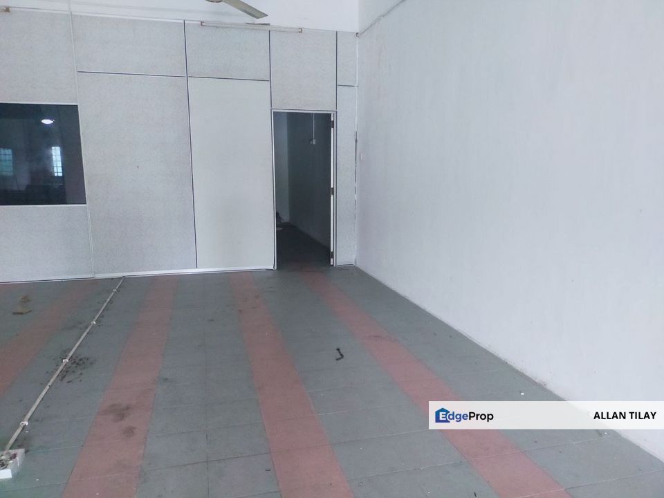 Batu Gajah Perdana 2 Storey Shoplot, Perak, Pusing