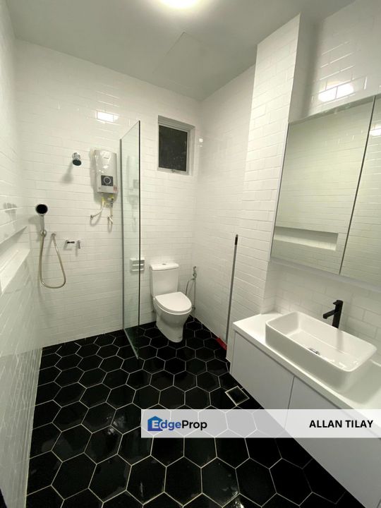 Serenia Amani Sepang 2 Storey Terrace Endlot, Selangor, Dengkil