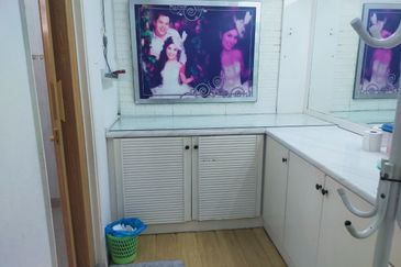 Bandar Country Homes