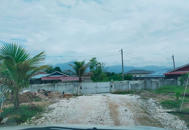 Jalan Pasir Puteh, Station 18