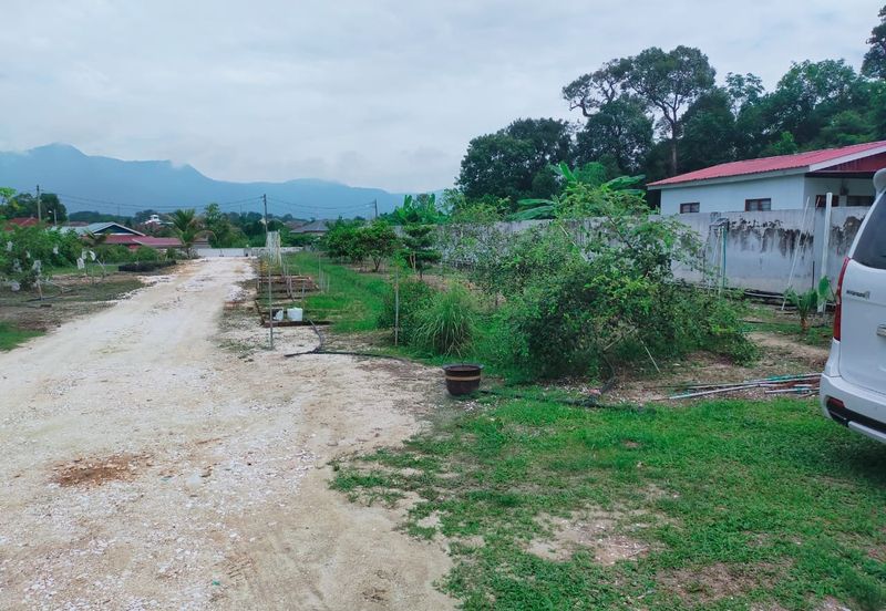 Jalan Pasir Puteh, Station 18