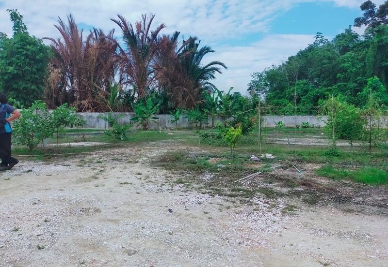 Jalan Pasir Puteh, Station 18