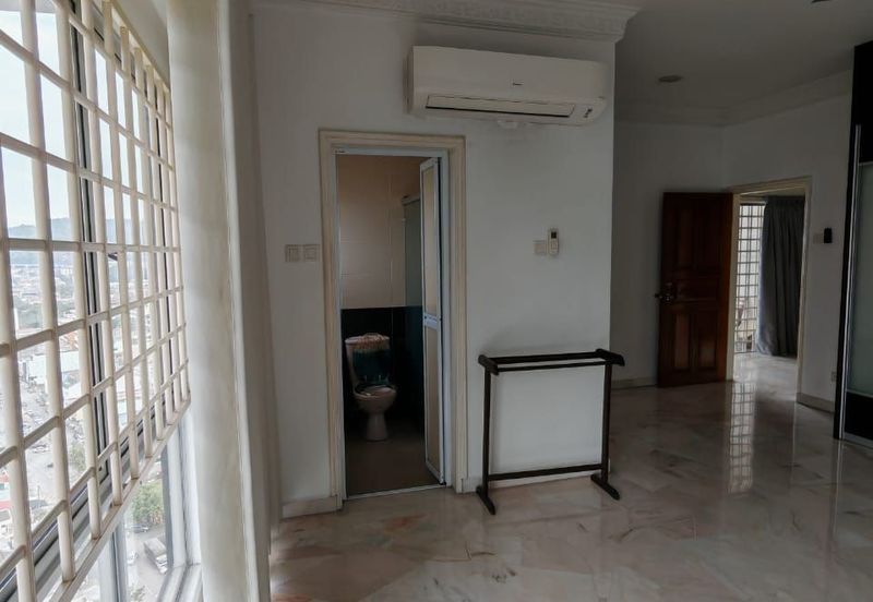 Awana Puri Condominiums