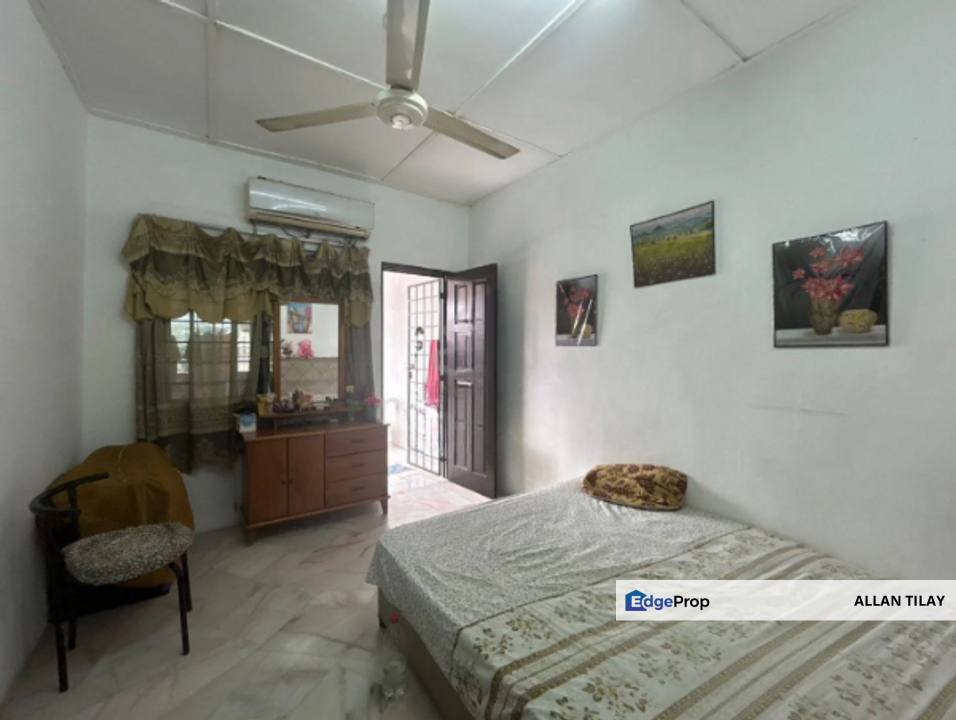 Taman Sri Muda Seksyen 25 Shah Alam 2 Storey Terrace, Selangor, Shah Alam