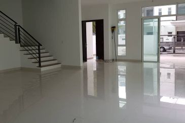 Suria Villa @ Sungai Long