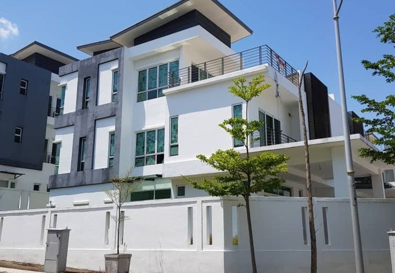 Suria Villa @ Sungai Long