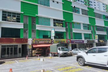 Parklane OUG Service Apartment