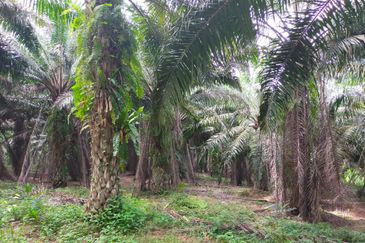 JALAN K.KLAWANG-/TITI
