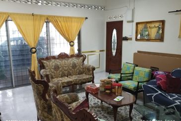 Kampung Melayu Batu Caves