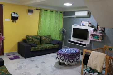 Bandar Menjalara (Desa Seri Mahkota)