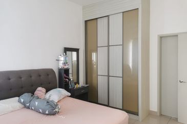 Skyvilla, D Island Residence