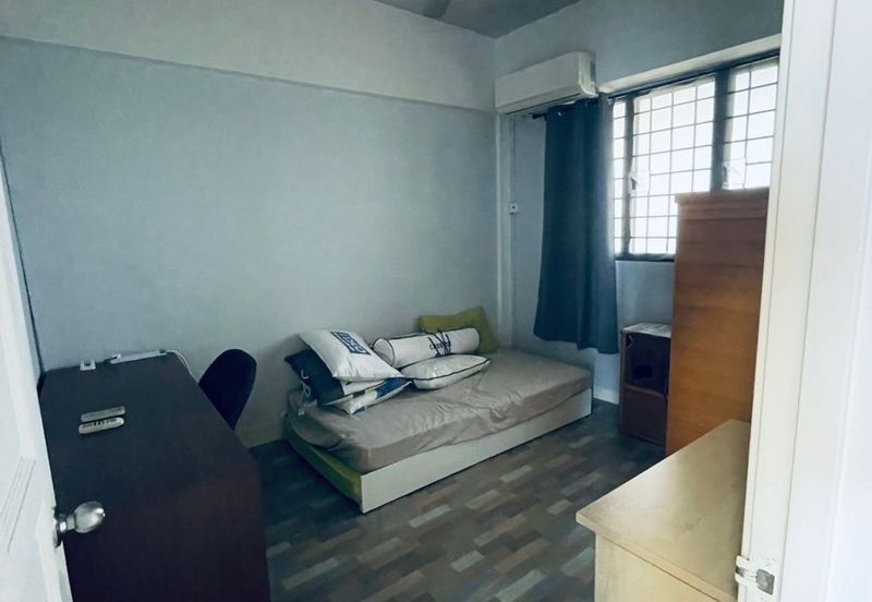 Anjung Hijau (Greenfield Apartment)